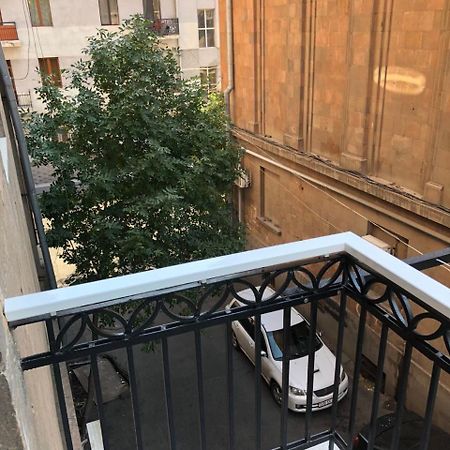 Apartment On Moskovyan 31 Yerevan Exterior foto